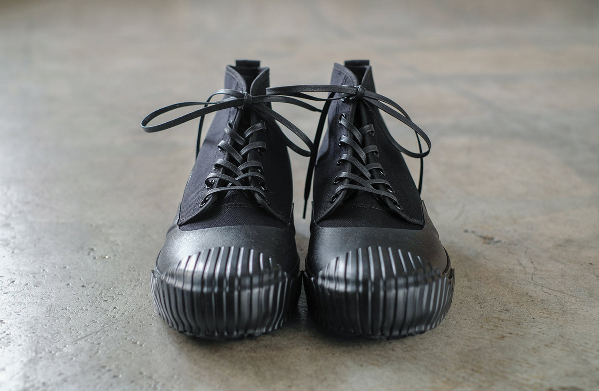 ムーンスター] スニーカー FINE VULCANIZED/GYM COURT RF 〔ジムコート